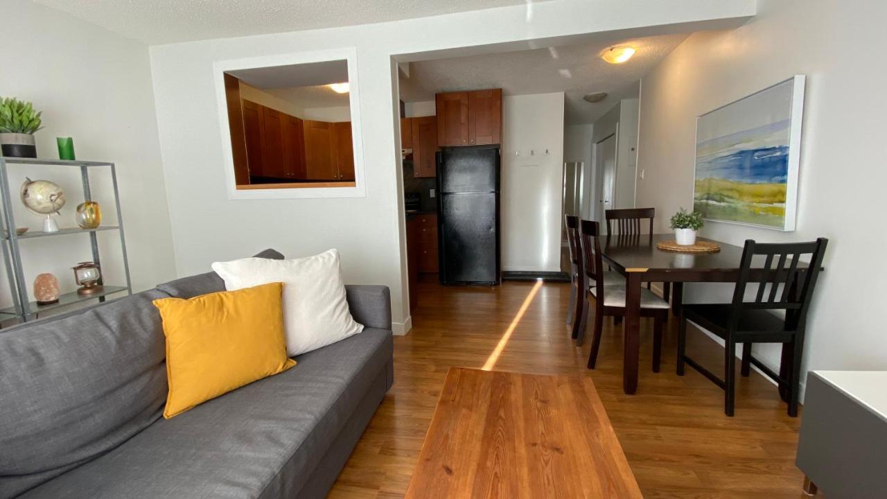 Cozy 2-Bedroom Condo Near Downtown, With Laundry, Parking, Balcony YYC Dış mekan fotoğraf